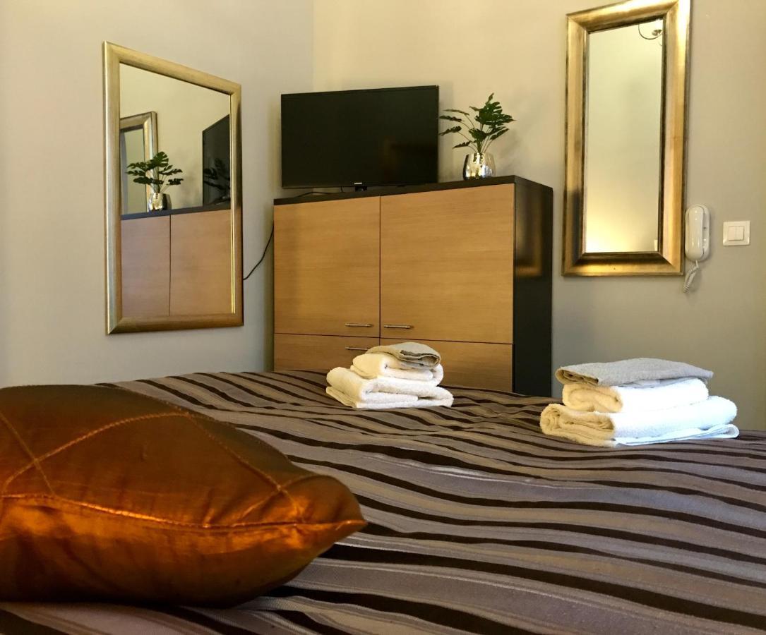 Brno Center Whirlpool Apartment Exterior foto